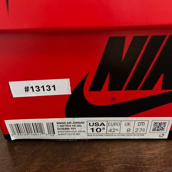 Nike Air Jordan 1 Retro W Starfish Size 9 Mens